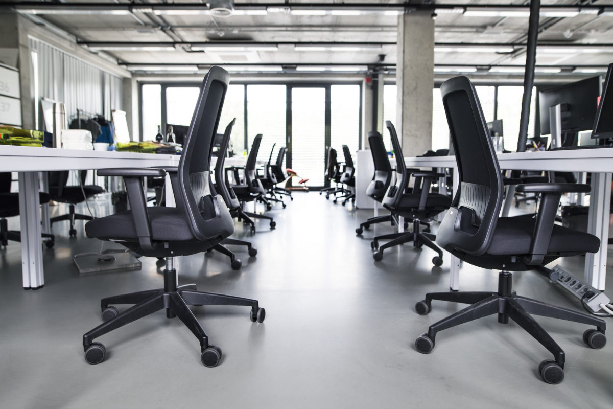 Open plan versus closed-space offices - what's better? - Consolidated  Services Ltd